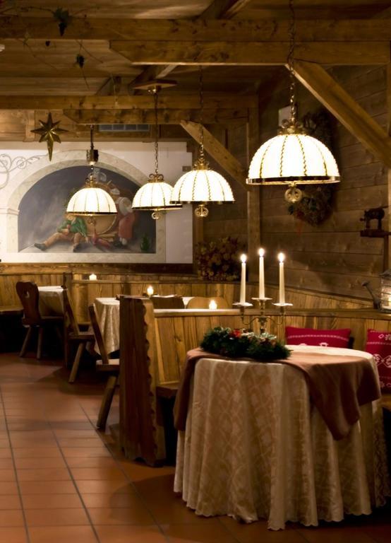 Hotel Villa Wilma Folgaria Eksteriør billede