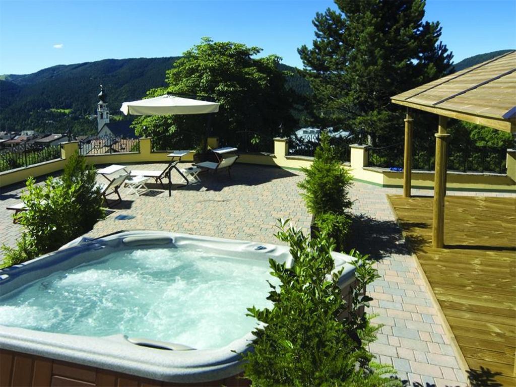 Hotel Villa Wilma Folgaria Eksteriør billede