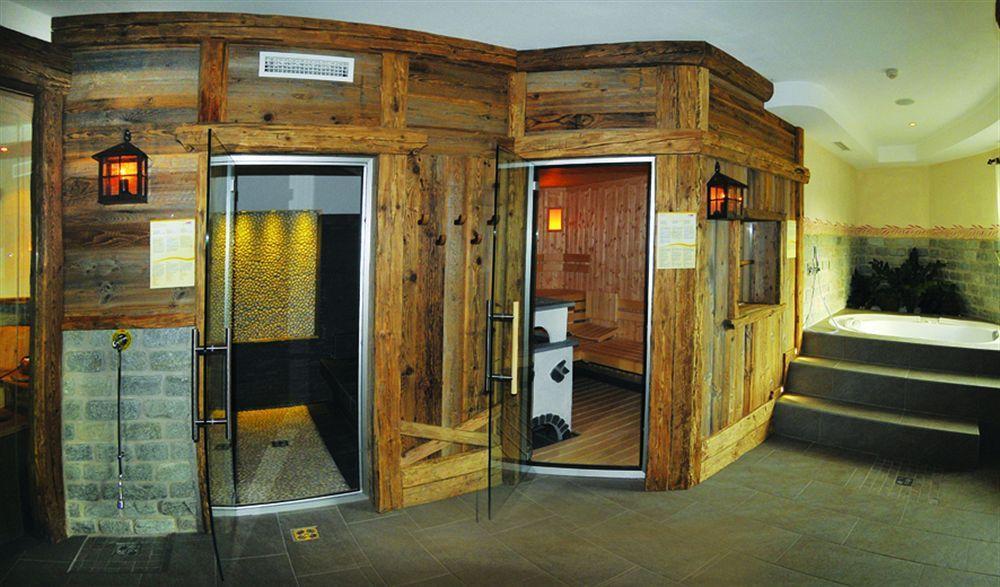 Hotel Villa Wilma Folgaria Eksteriør billede
